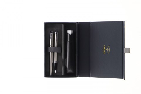 Parker Zestaw ekskluzywny Parker IM długopis + pióro CT STEEL (2214458)