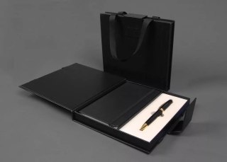 Cresco Zestaw piśmienniczy PREMIUM SYMPHONY CZARNO-ZŁOTY DŁUG.+NOTES W ETUI PREMIUM Cresco (8500012-03)
