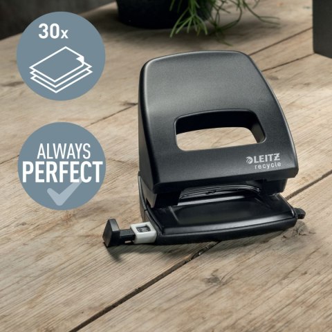 Leitz Dziurkacz NeXXt recycle czarny 30k (50030095) Leitz